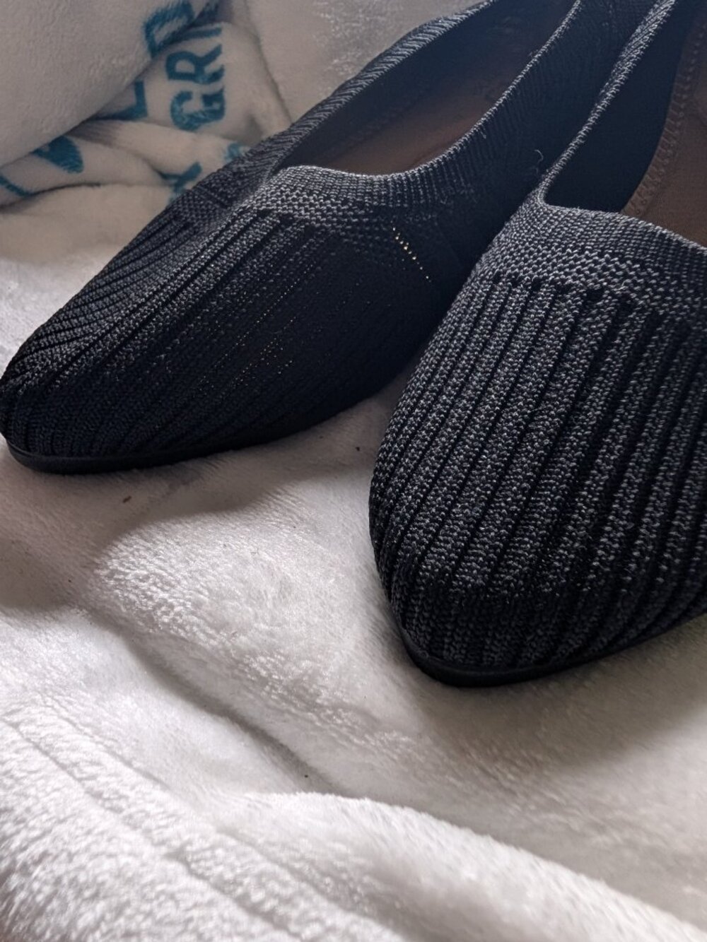 Knit Pointed Toe Flats - Picture 8 of 10